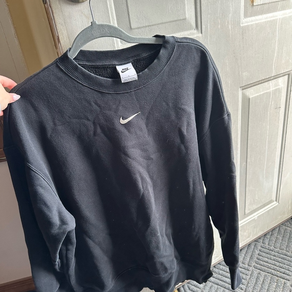 Nike Men's Black Sweater